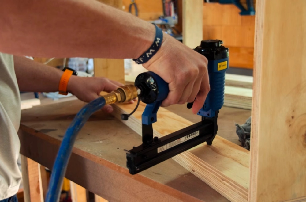 A Practical Guide to Framing Nail Gun Uses and Nail Selection A Practical Guide to Framing Nail Gun Uses and Nail Selection